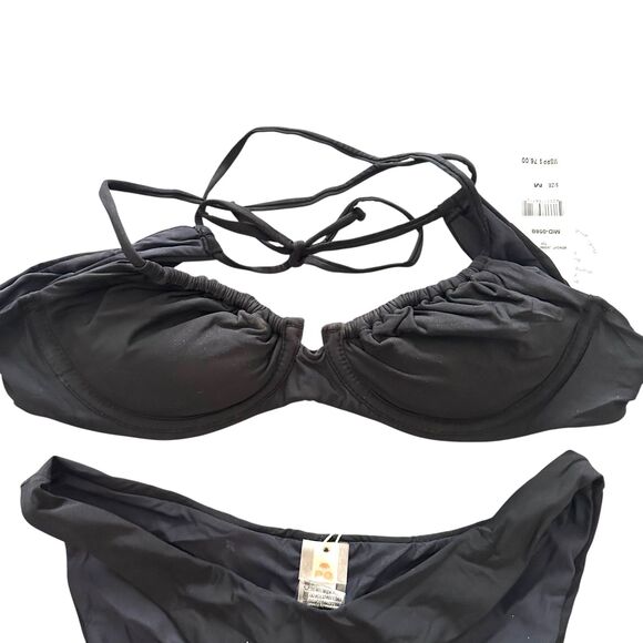 PQ SWIM Jasmine Underwire Bikini Top Midnight Black NWT Medium - Picture 2 of 3